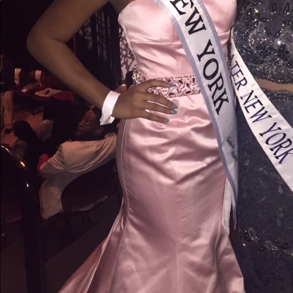 Sherri hill gown - Picture 2 of 7